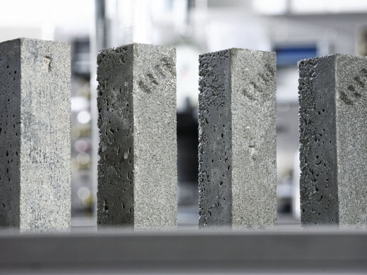 Что лучше для стяжки: пескобетон или бетон?